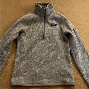 Grey Women’s Size Small Patagonia 1/4th zip